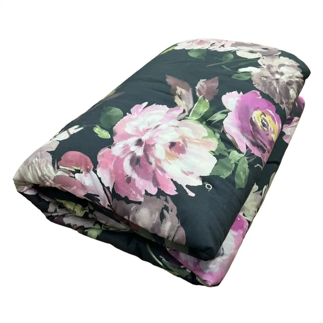Quilt Black Rose