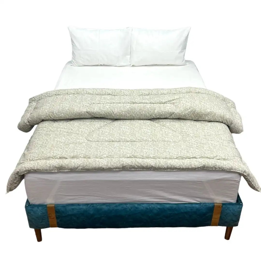 Comforter Sandy